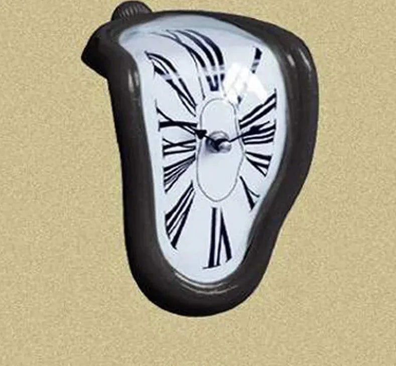Relógio Retorcido Moderno - Preto